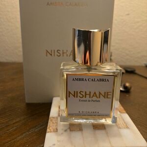 Nishane Ambra Calabria